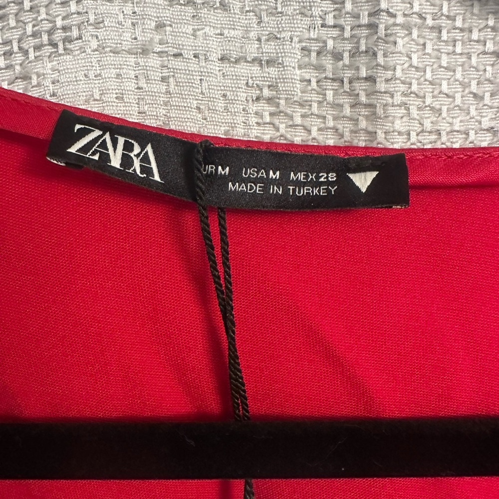 Zara NWT Satin Effect Crop top Scarlet Twist Front Blouse - Picture 7 of 8